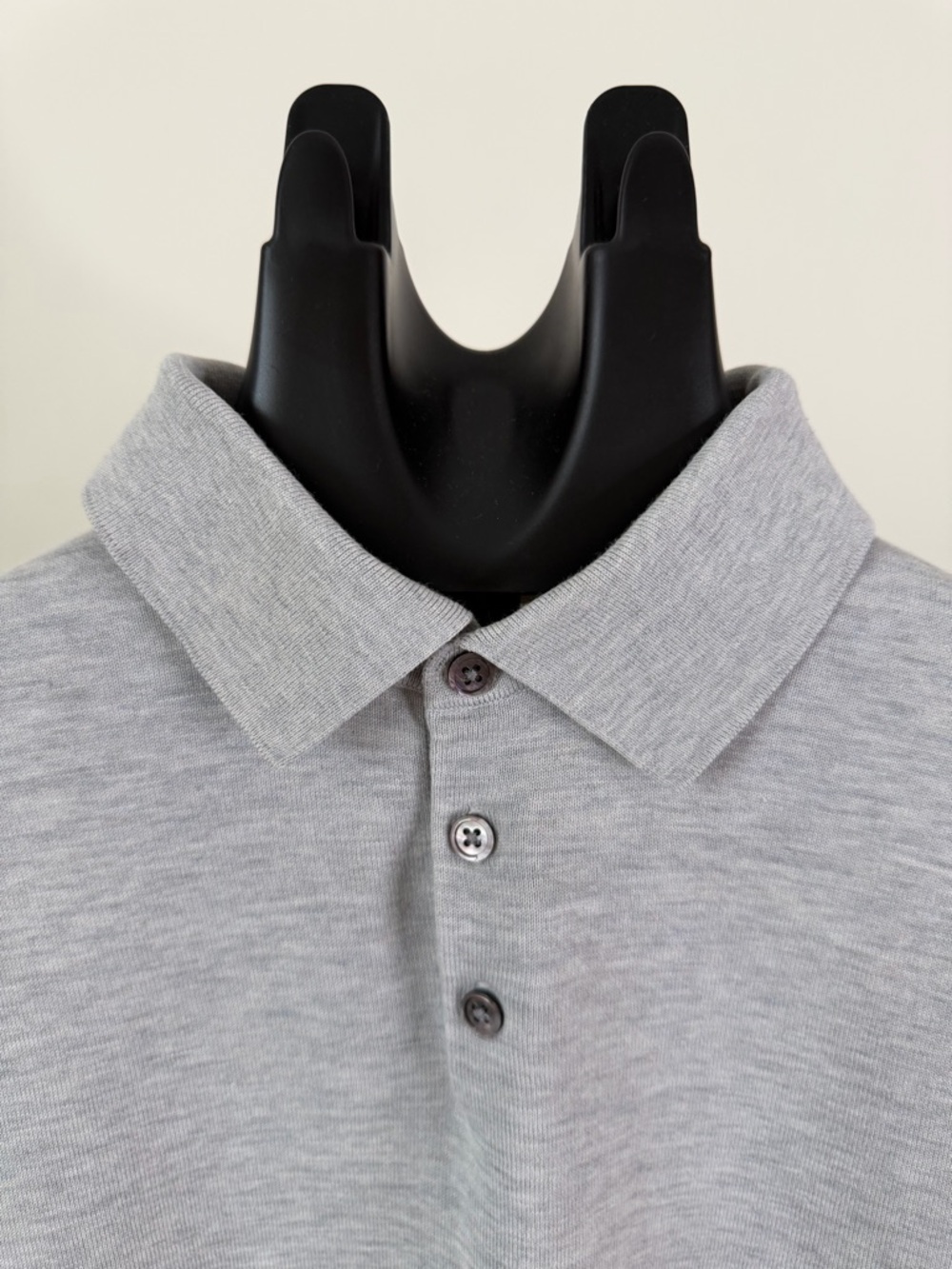 Suitsupply Cotton Silk Light Gray Short-Sleeve Polo - Picture 2 of 3